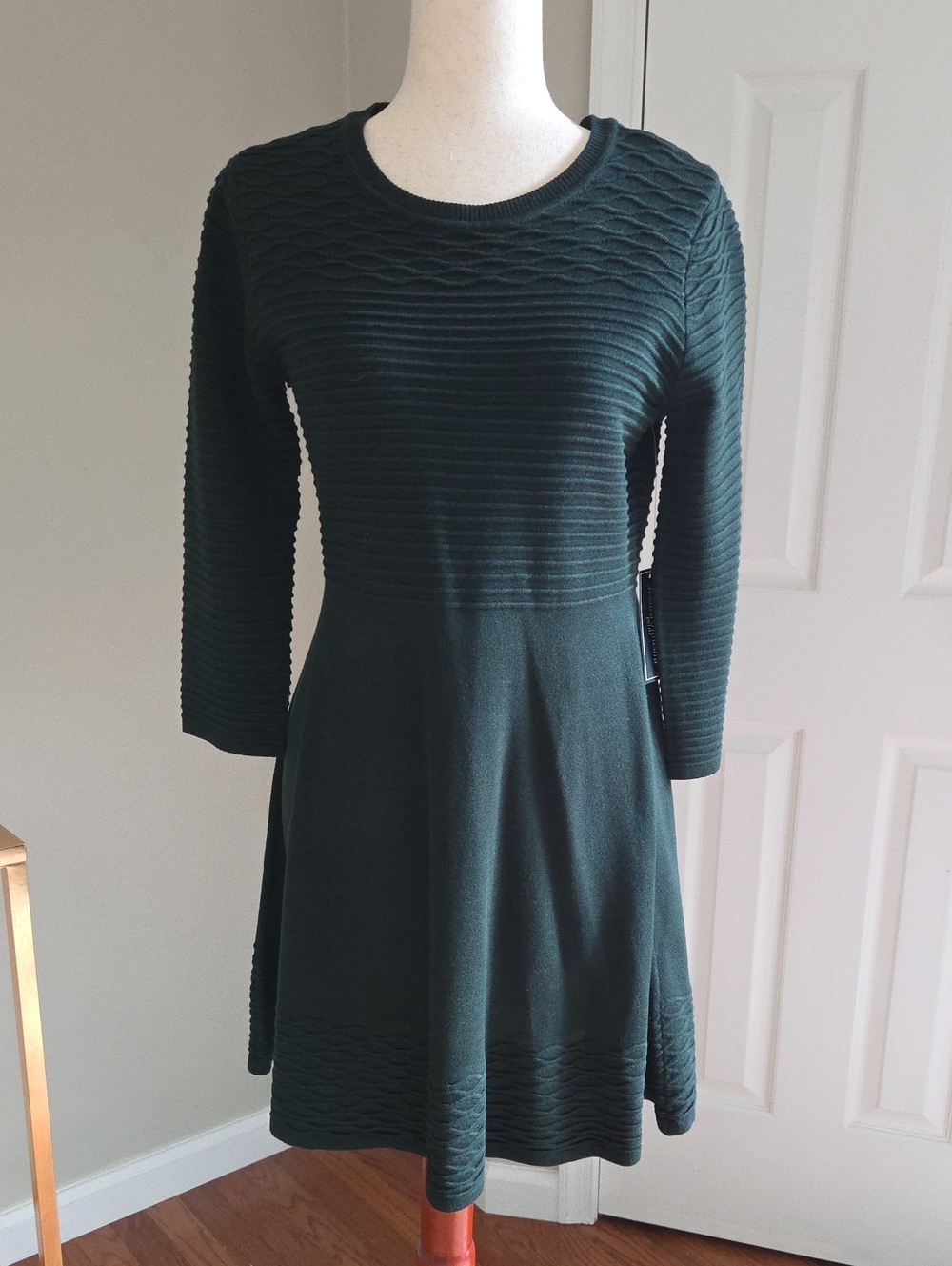 Jessica Howard NWT Petite Forest Green Textured Fit & Flare Dress